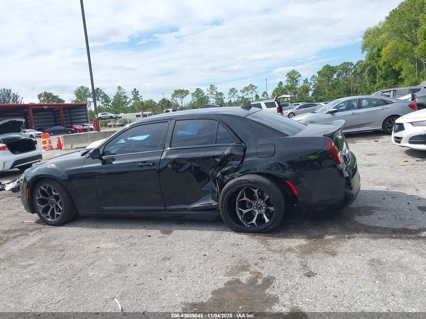 2015 Chrysler 300 300S VIN: 2C3CCABG7FH922195 Lot: 43609045