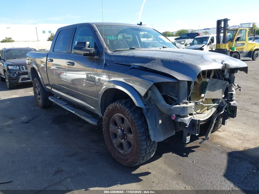 RAM 2500 LARAMIE 4X4 6 4 BOX