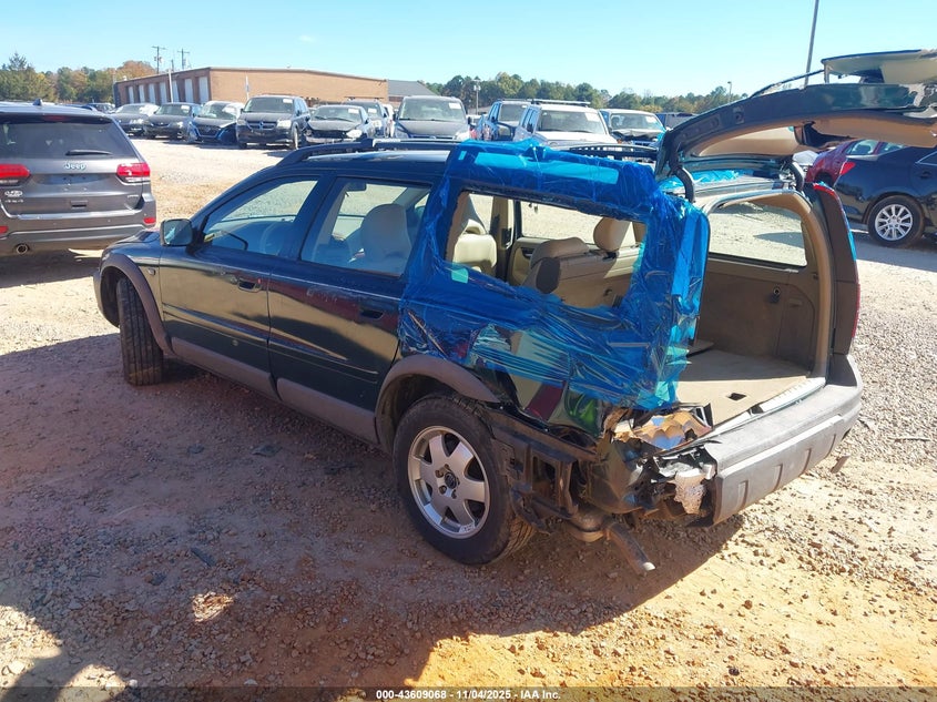 YV1SZ58D321054774 2002 VOLVO V70 photo no. 3