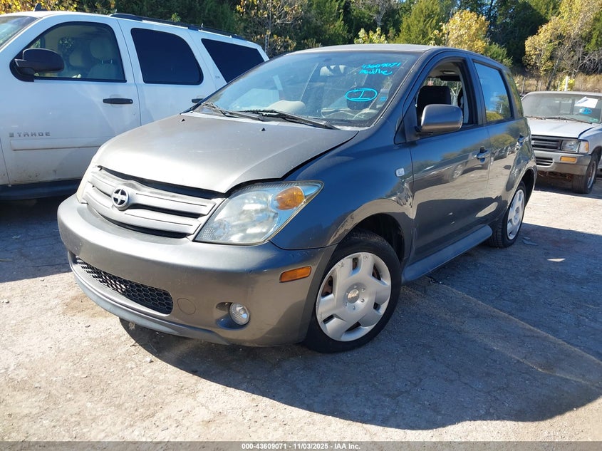 JTKKT624340070125 2004 SCION XA photo no. 2