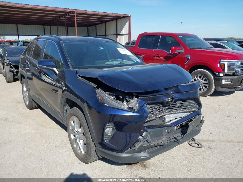 TOYOTA RAV4 XLE PREMIUM