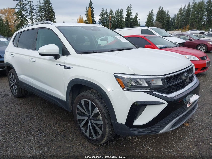 2024 VOLKSWAGEN TAOS 1.5T SE - 3VVSX7B25RM052411