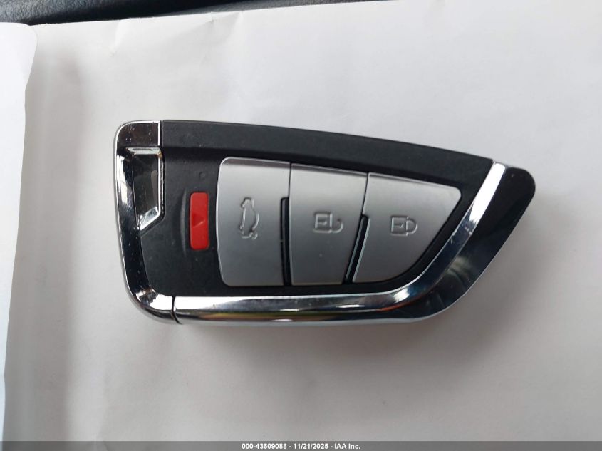 2017 Buick Envision Essence VIN: LRBFXDSAXHD152955 Lot: 43609088