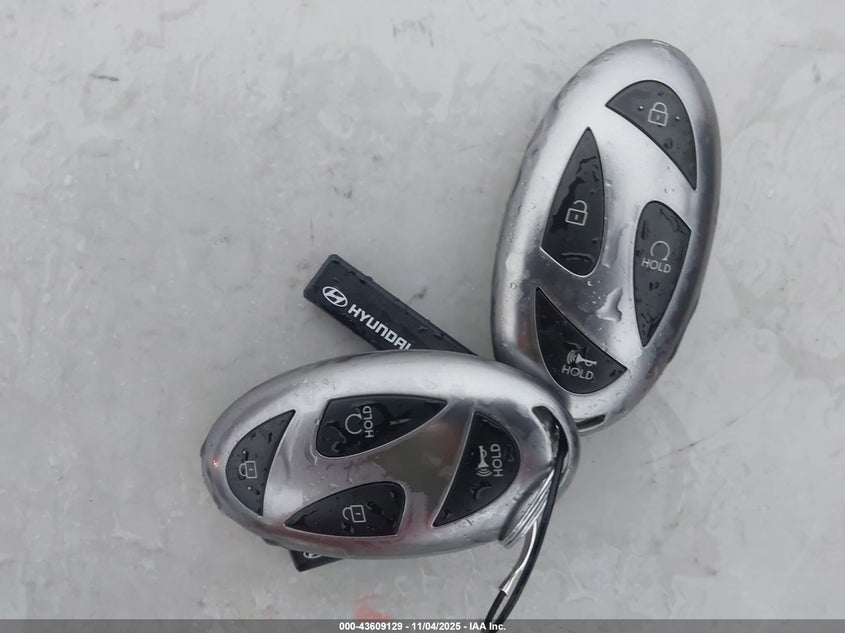 2025 HYUNDAI KONA SEL KM8HBCAB5SU224046