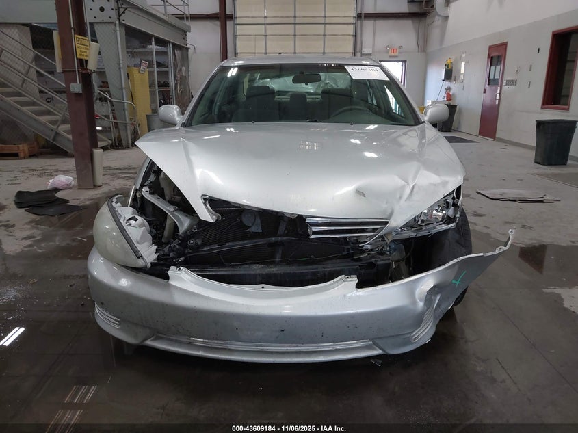 4T1BE32K25U967862 2005 TOYOTA CAMRY photo no. 12
