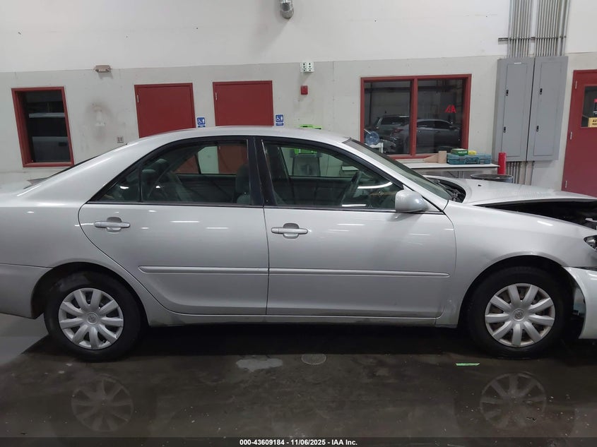4T1BE32K25U967862 2005 TOYOTA CAMRY photo no. 13
