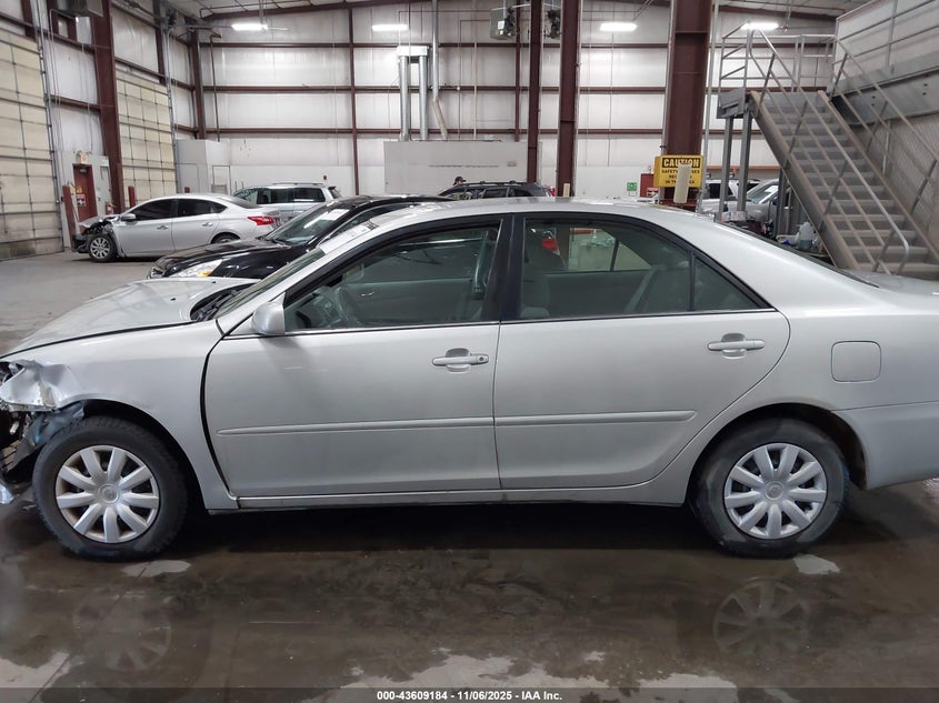 4T1BE32K25U967862 2005 TOYOTA CAMRY photo no. 14