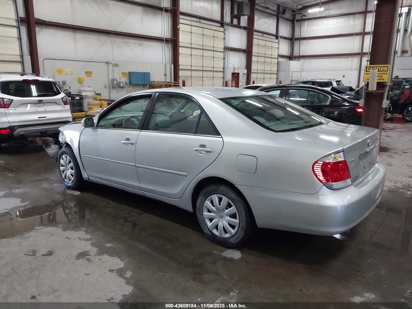 4T1BE32K25U967862 2005 TOYOTA CAMRY photo no. 3