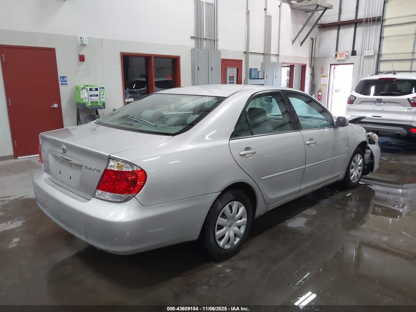 4T1BE32K25U967862 2005 TOYOTA CAMRY photo no. 4