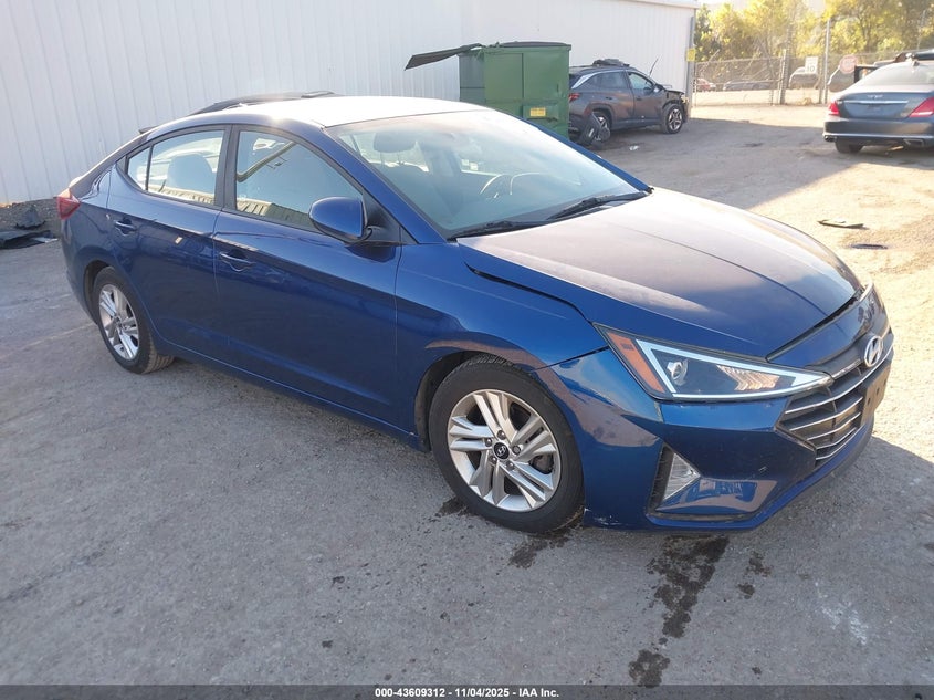 HYUNDAI ELANTRA SEL