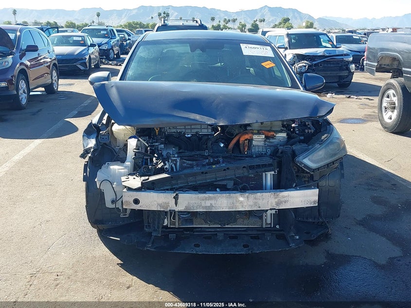 VIN KMHC05LCXJU064259 2018 HYUNDAI IONIQ HYBRID LIMITED