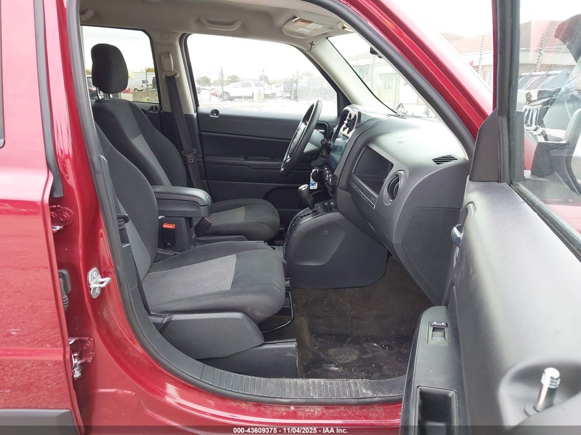1C4NJRBB8GD520102 2016 JEEP LIBERTY (PATRIOT) photo no. 5