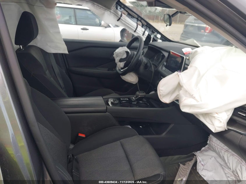 2024 NISSAN ROGUE auction photo 5