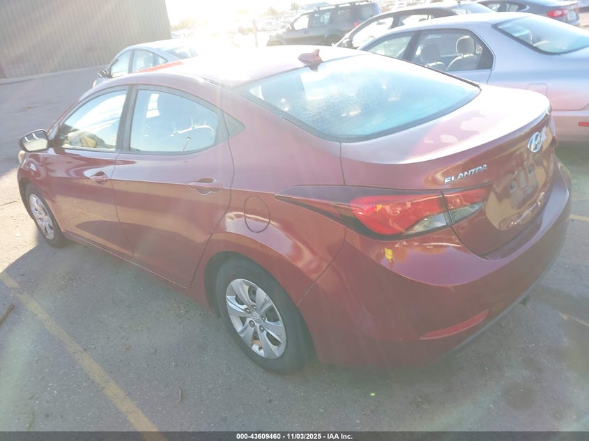 2016 HYUNDAI ELANTRA SE 5NPDH4AEXGH743340