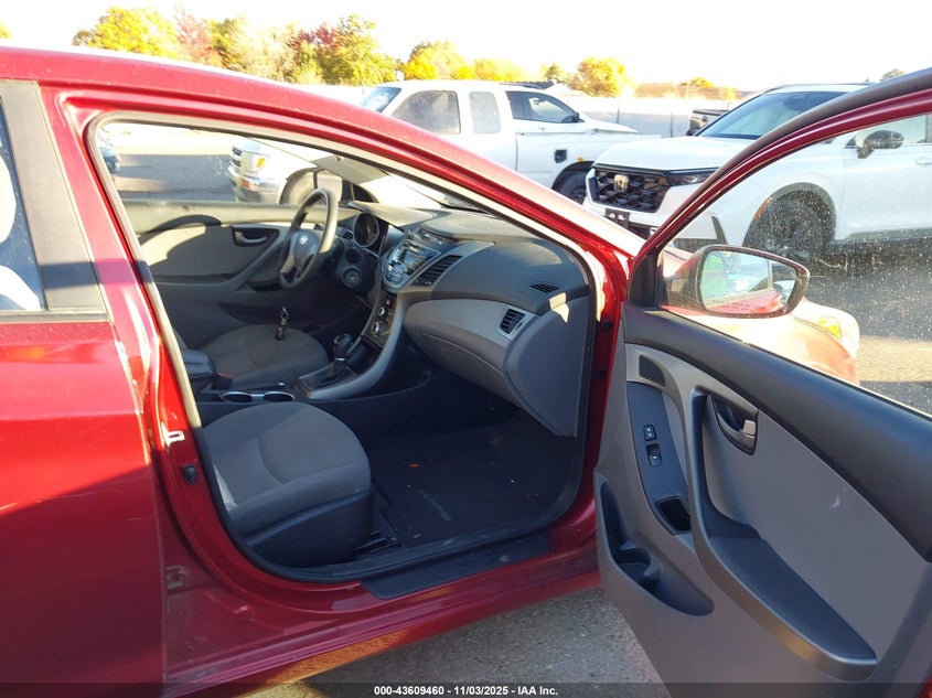 2016 HYUNDAI ELANTRA SE 5NPDH4AEXGH743340