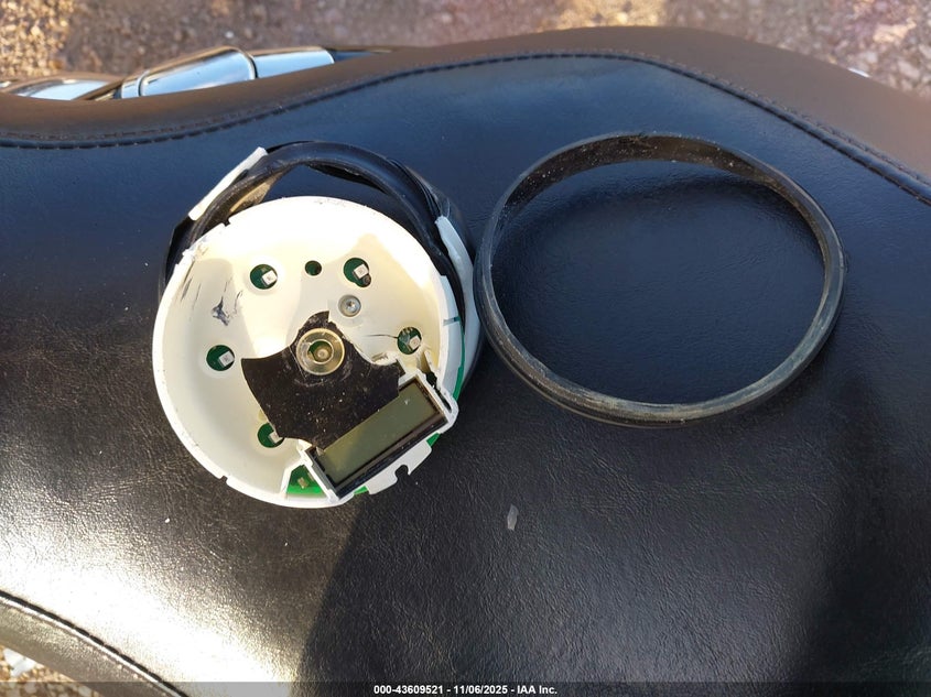 2008 Harley-Davidson Xl883 L VIN: 1HD4CR2198K405775 Lot: 43609521