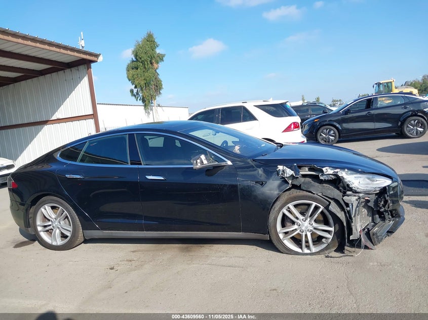 2015 Tesla Model S 60/70/85 VIN: 5YJSA1E19FF116630 Lot: 43609560
