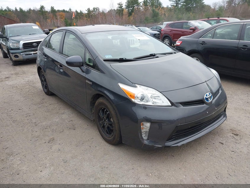 TOYOTA PRIUS THREE