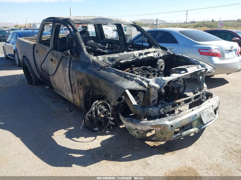 RAM 1500 LARAMIE 4X4 5 7 BOX