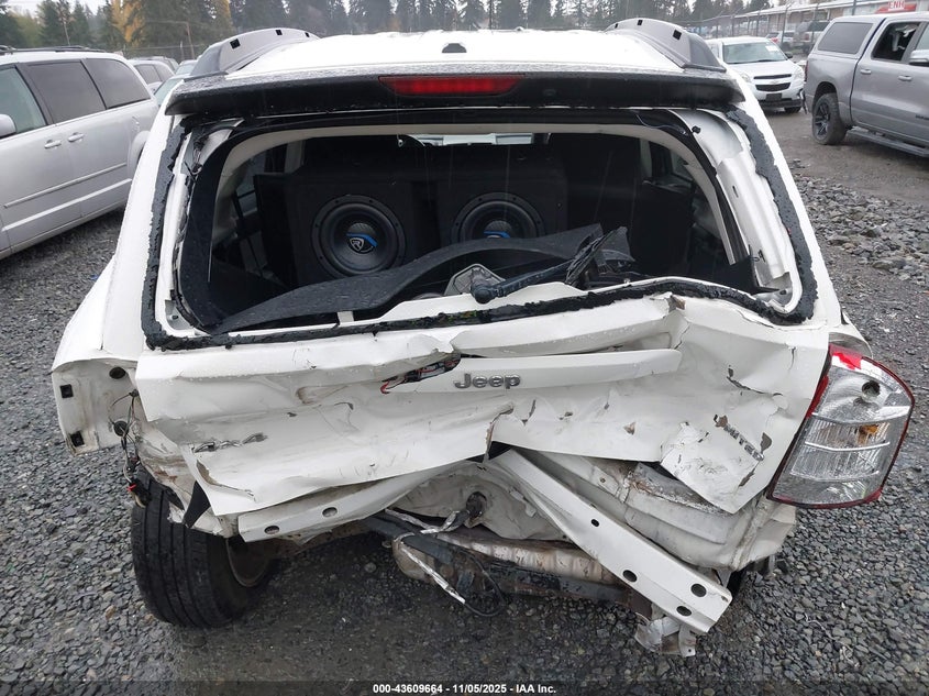 2007 Jeep Compass Limited VIN: 1J8FF57W57D169684 Lot: 43609664