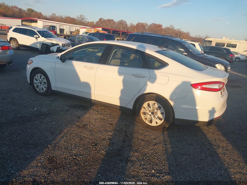 2015 NISSAN VERSA 1.6 SV - 3N1CN7AP3FL803614