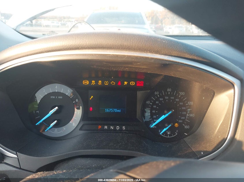 2015 NISSAN VERSA 1.6 SV - 3N1CN7AP3FL803614