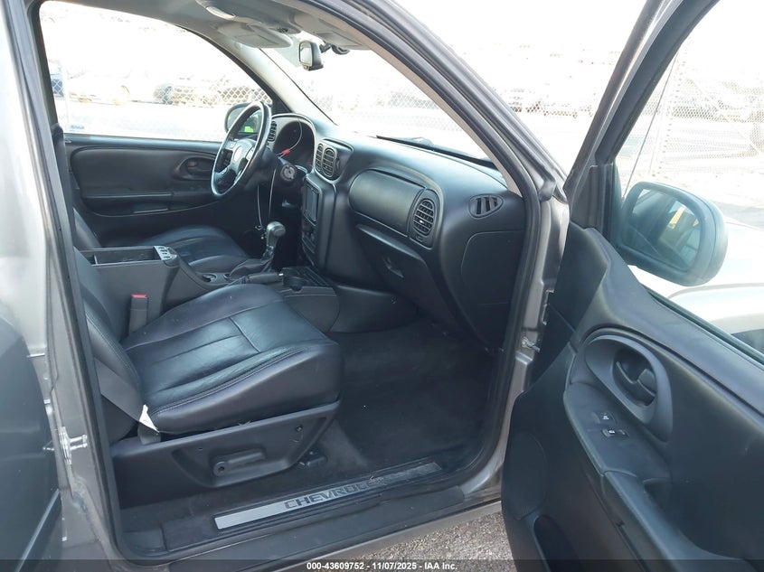 1GNDT33S492104653 2009 CHEVROLET TRAILBLAZER photo no. 5
