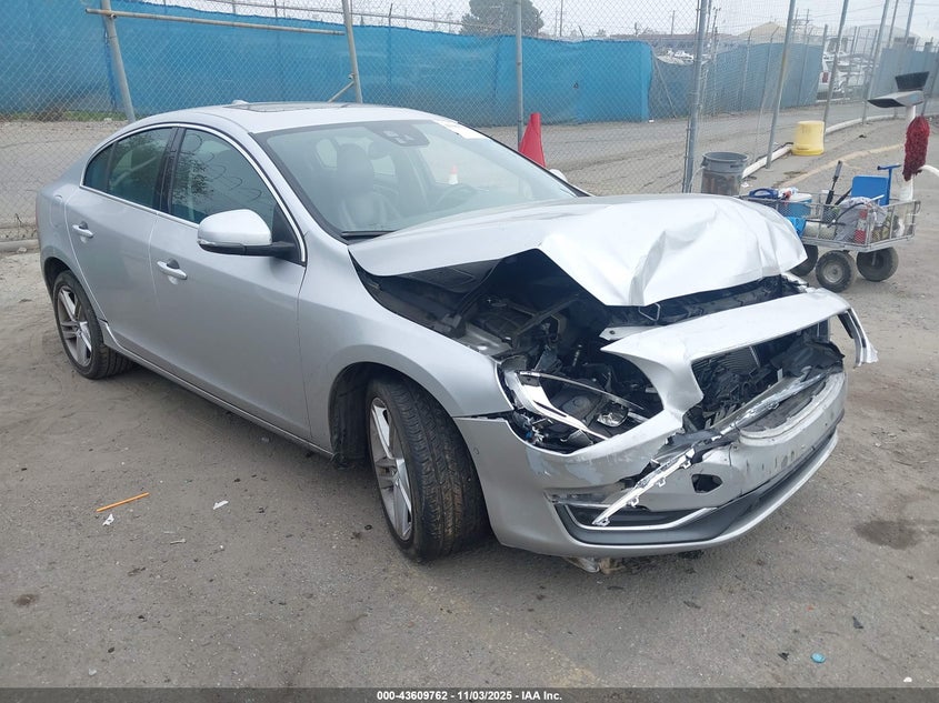 2015 VOLVO S60 T5 PLATINUM - YV126MFD2F1313721