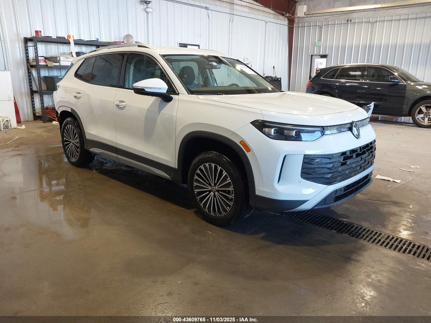 VOLKSWAGEN TIGUAN 2.0T S