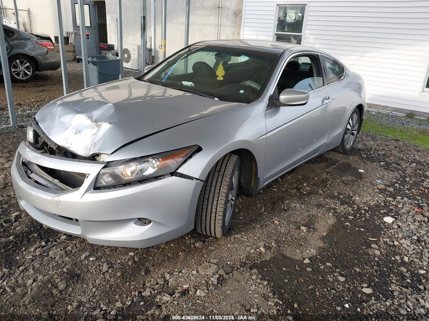 1HGCS12778A011768 2008 HONDA ACCORD photo no. 2