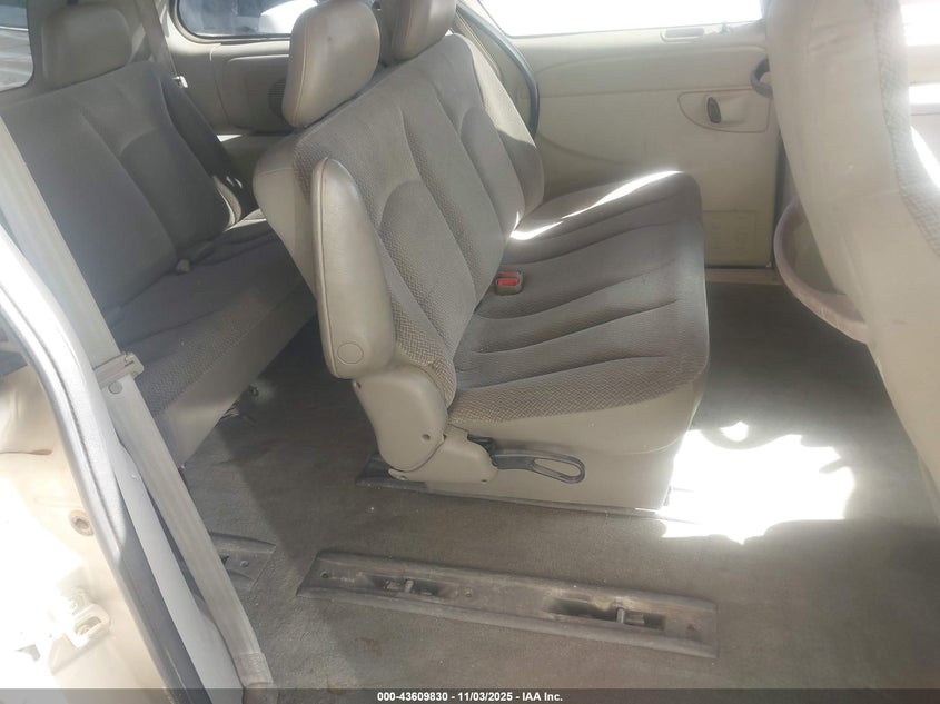 2005 Dodge Caravan Se VIN: 1D4GP25EX5B333492 Lot: 43609830