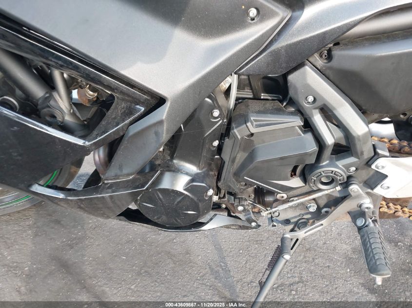 2025 Kawasaki Ex650 R VIN: ML5EXER14SDAF6294 Lot: 43609867