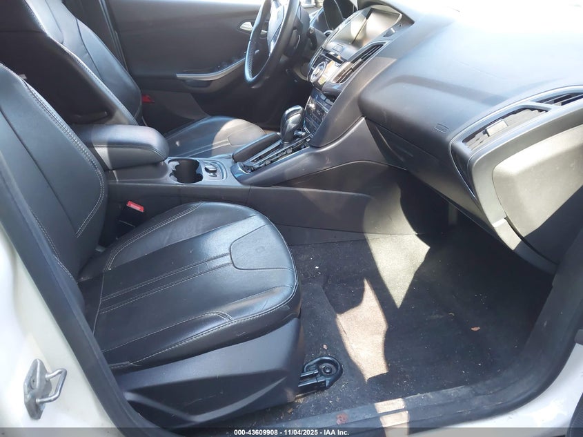 2014 FORD FOCUS TITANIUM - 1FADP3N21EL189021