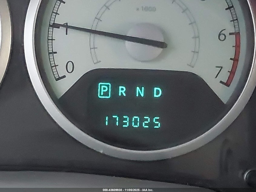 2008 Chrysler Town & Country Touring VIN: 2A8HR54P68R657487 Lot: 43609938