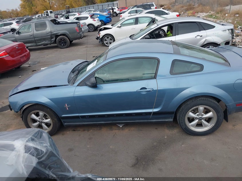 2007 Ford Mustang V6 Deluxe/V6 Premium VIN: 1ZVHT80NX75341792 Lot: 43609970