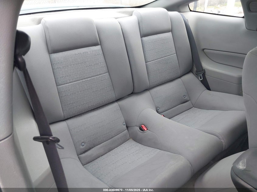 2007 Ford Mustang V6 Deluxe/V6 Premium VIN: 1ZVHT80NX75341792 Lot: 43609970