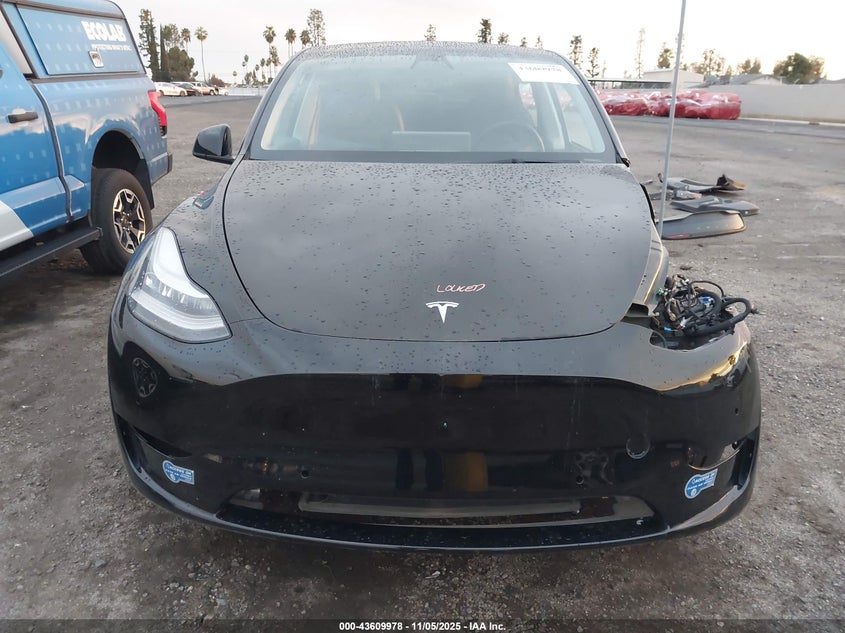 2021 Tesla Model Y Long Range Dual Motor All-Wheel Drive VIN: 5YJYGDEE2MF222671 Lot: 43609978