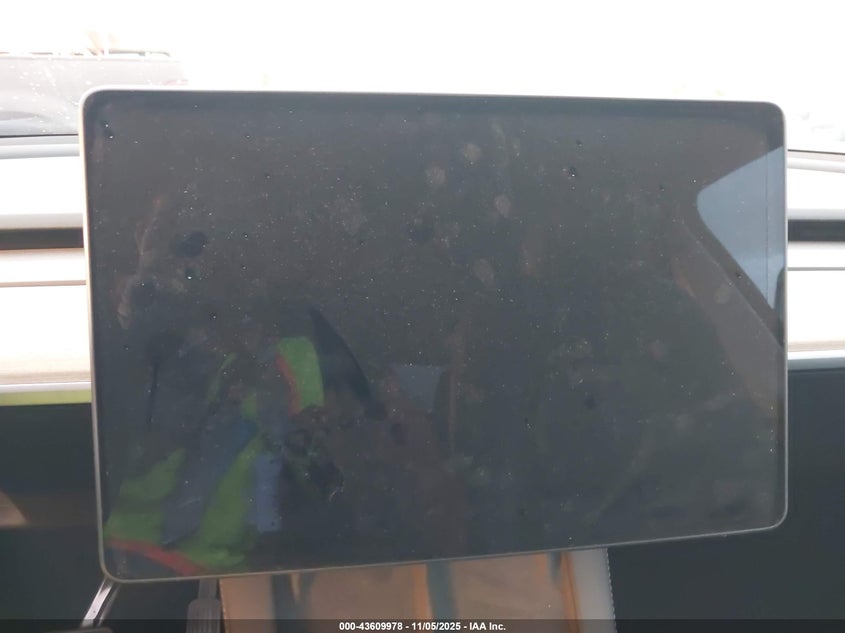 2021 Tesla Model Y Long Range Dual Motor All-Wheel Drive VIN: 5YJYGDEE2MF222671 Lot: 43609978