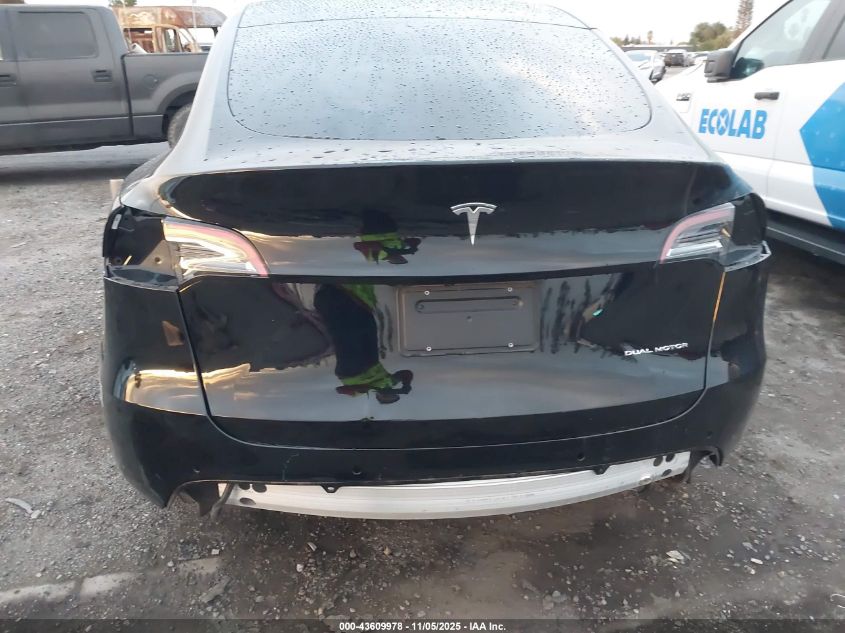 2021 Tesla Model Y Long Range Dual Motor All-Wheel Drive VIN: 5YJYGDEE2MF222671 Lot: 43609978