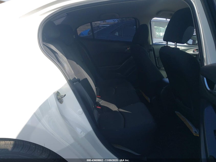 2017 MAZDA MAZDA3 SPORT - 3MZBN1U78HM137183