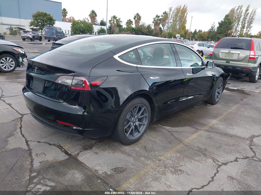 5YJ3E1EA7KF399161 2019 TESLA MODEL 3 photo no. 4