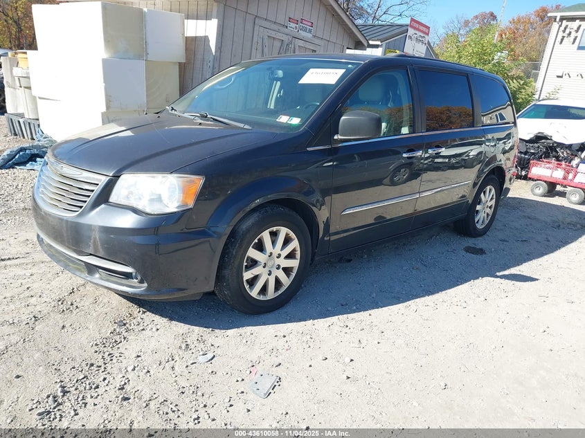 2C4RC1BG3DR659104 2013 CHRYSLER TOWN & COUNTRY photo no. 2
