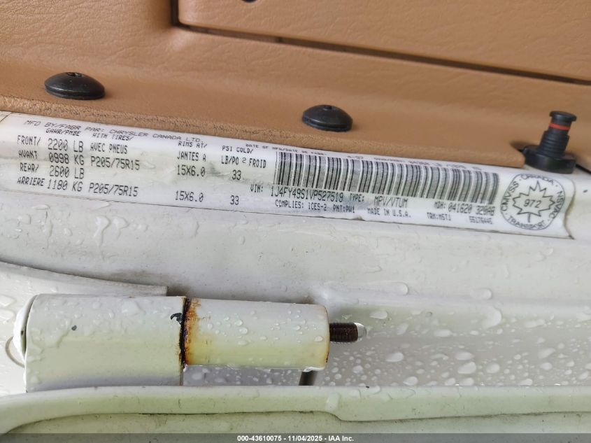 1997 Jeep Wrangler Sahara VIN: 1J4FY49S1VP527519 Lot: 43610075