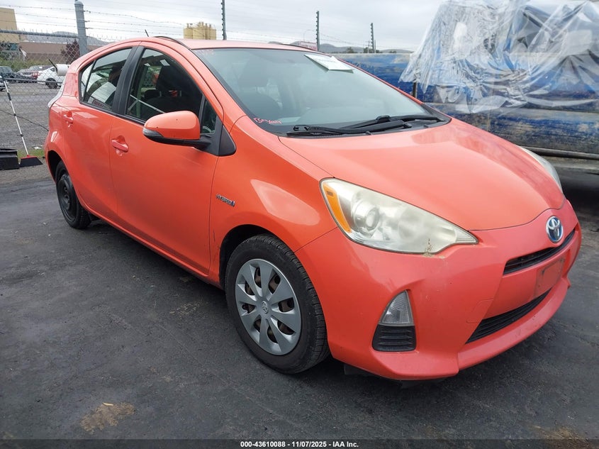 TOYOTA PRIUS C TWO
