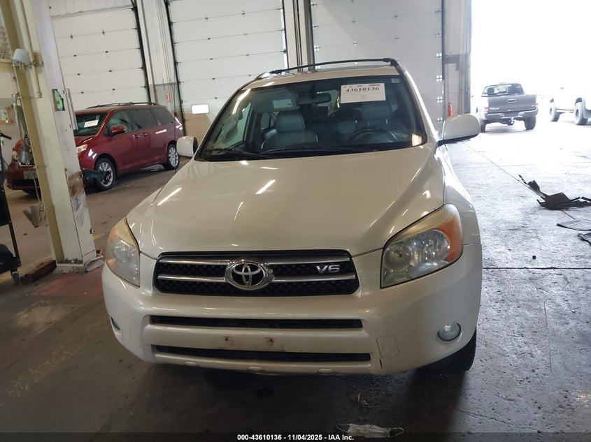 2007 Toyota Rav4 Limited V6 VIN: JTMBK31V375028175 Lot: 43610136
