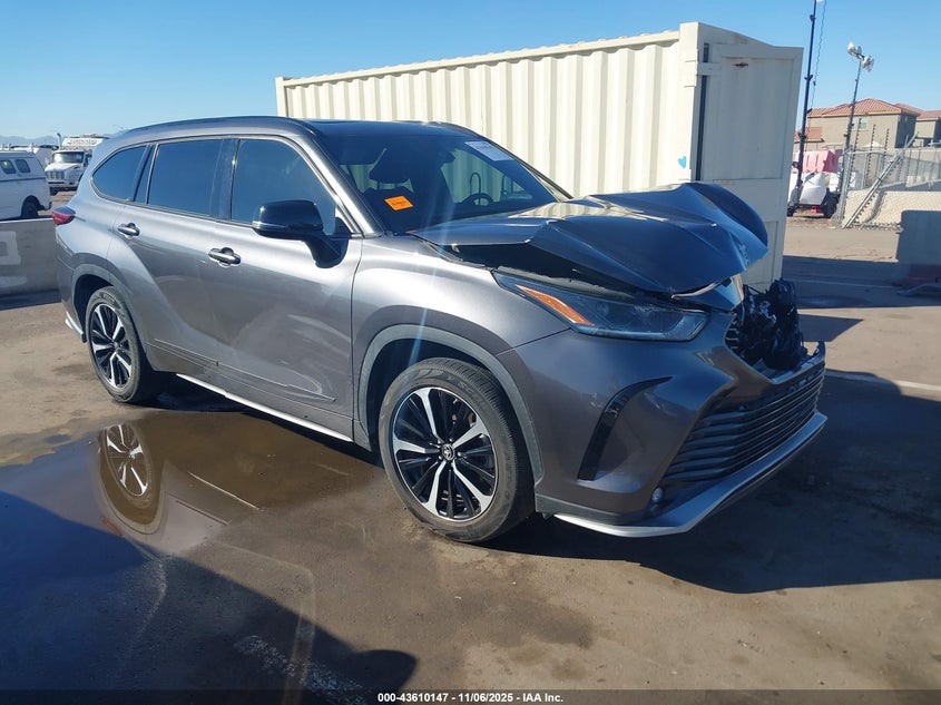 TOYOTA HIGHLANDER XSE