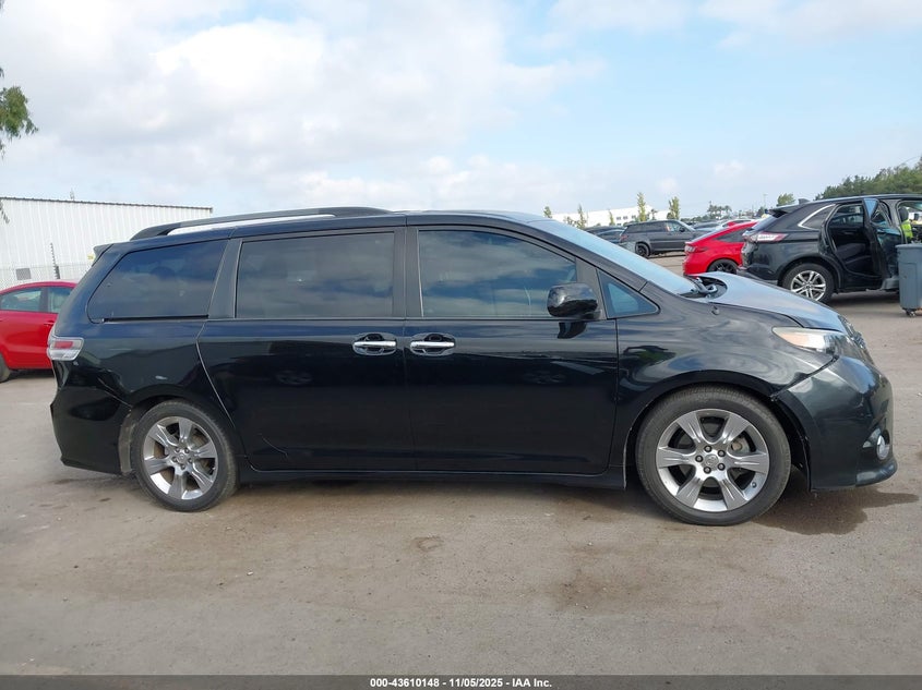 2014 TOYOTA SIENNA SE 8 PASSENGER 5TDXK3DC4ES516848