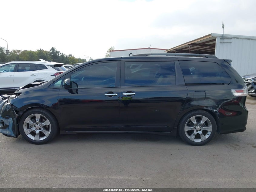 2014 TOYOTA SIENNA SE 8 PASSENGER 5TDXK3DC4ES516848