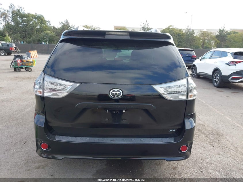 2014 TOYOTA SIENNA SE 8 PASSENGER 5TDXK3DC4ES516848