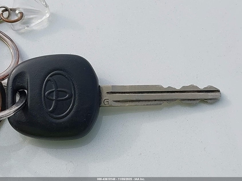 2014 TOYOTA SIENNA SE 8 PASSENGER 5TDXK3DC4ES516848